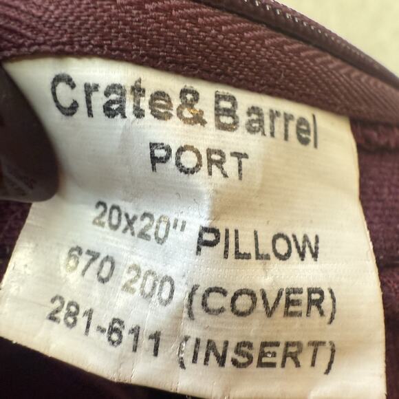 Crate & Barrel Port Velvet Pillow Cover 20x20 Burgundy Wine Plush Zipper (1) - Picture 3 of 4